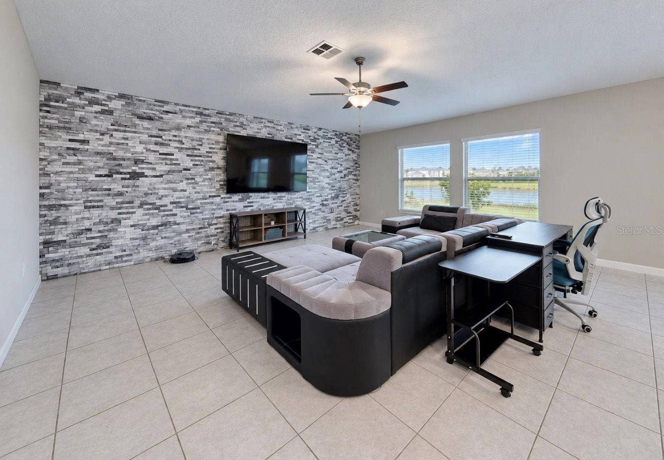11911 FIELD THISTLE COURT, Riverview, FL 33579 Living Room