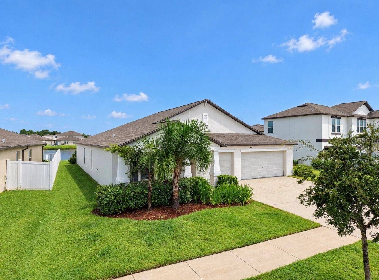 11911 FIELD THISTLE COURT, Riverview, FL 33579 Front