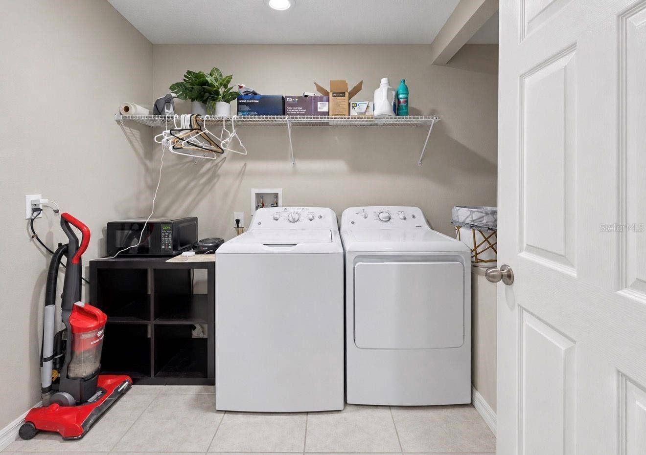 11911 FIELD THISTLE COURT, Riverview, FL 33579 Laundry Room