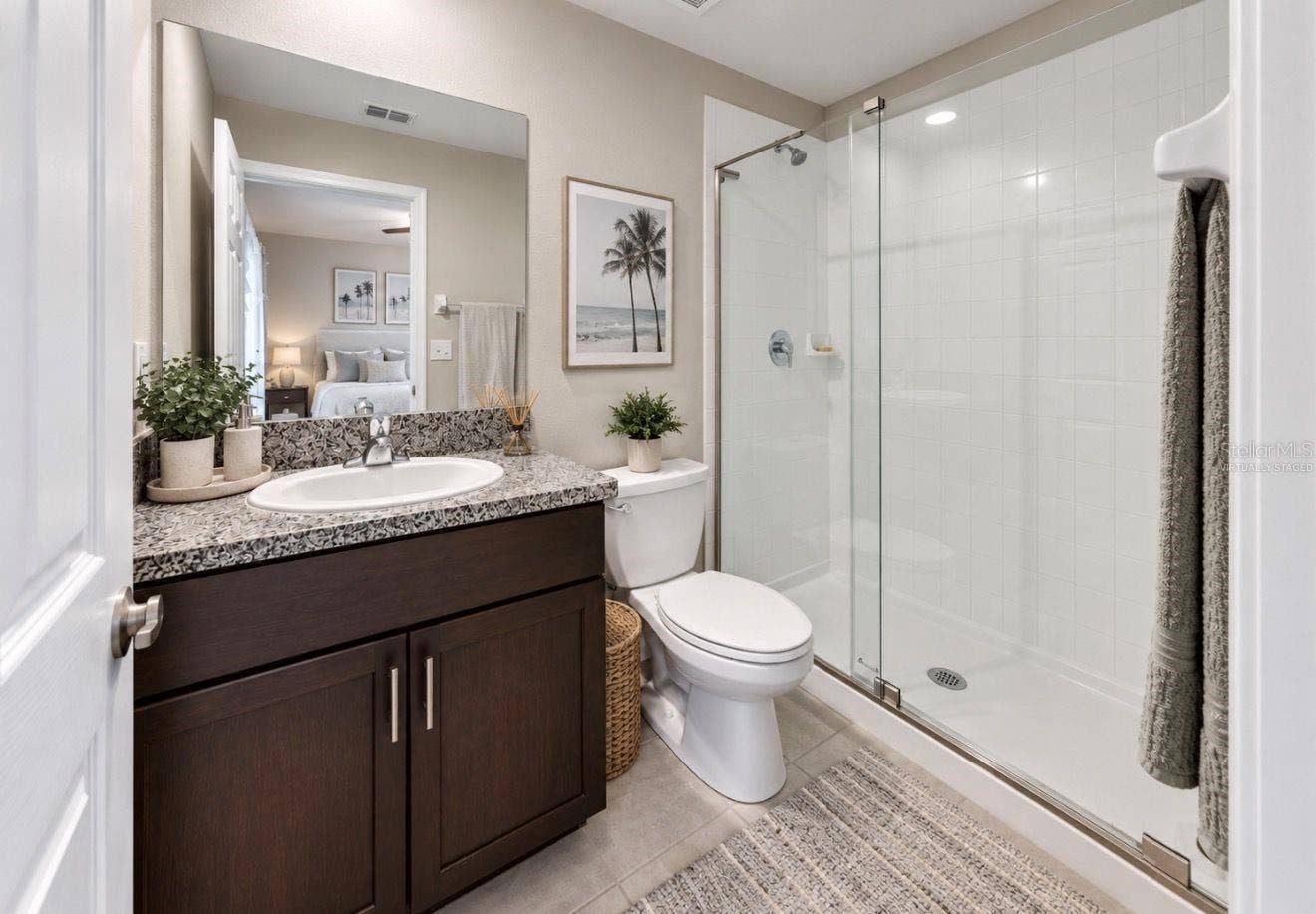 11911 FIELD THISTLE COURT, Riverview, FL 33579 Secondary In-Suite Bathroom | Virtually Staged