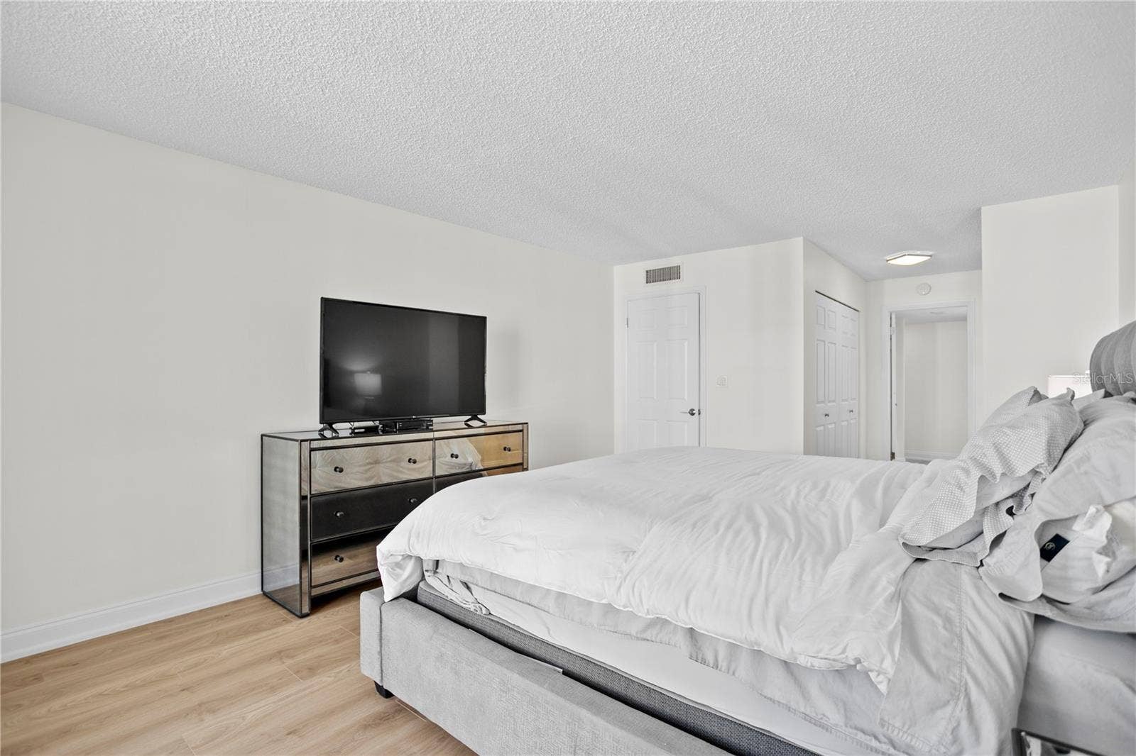 1430 GULF BOULEVARD, #603, Clearwater Beach, FL 33767 1430 GULF BOULEVARD, #603, Clearwater Beach, FL 33767