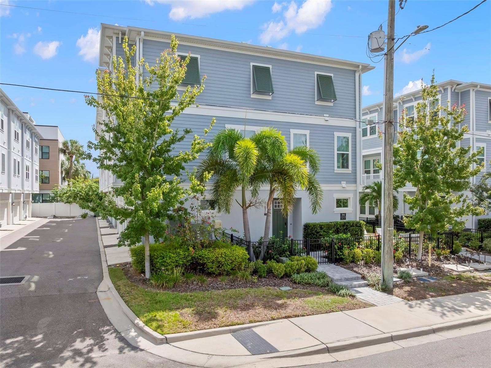 206 S TAMPANIA AVENUE, #6, Tampa, FL 33609 Exterior