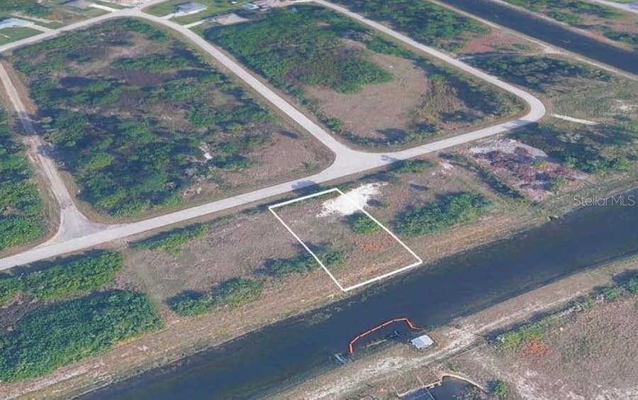 Property photo for 182 PRESTON STREET, Lehigh Acres, FL
