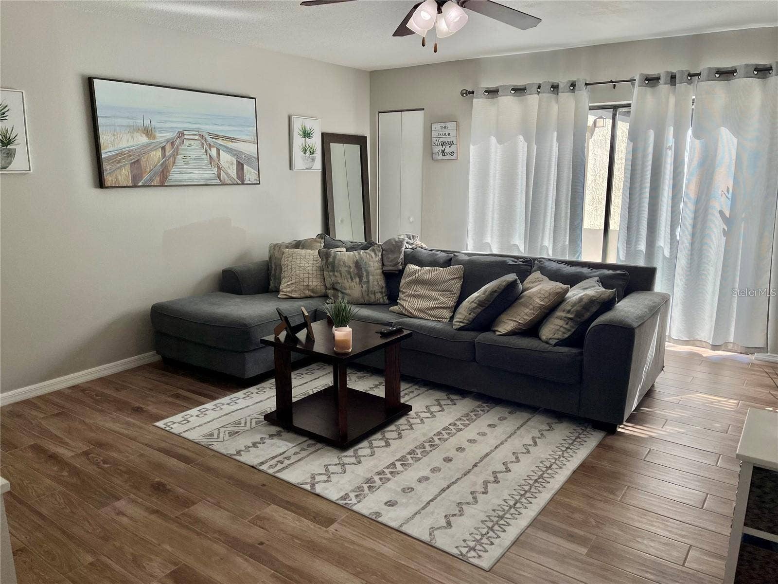 4114 WOODLARK DRIVE, Tampa, FL 33624 4114 WOODLARK DRIVE, Tampa, FL 33624