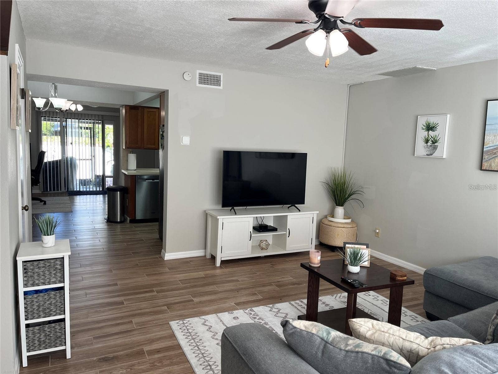 4114 WOODLARK DRIVE, Tampa, FL 33624 4114 WOODLARK DRIVE, Tampa, FL 33624