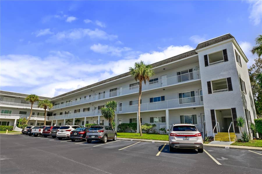 Property photo for 2001 WORLD PARKWAY BOULEVARD, #59, Clearwater, FL