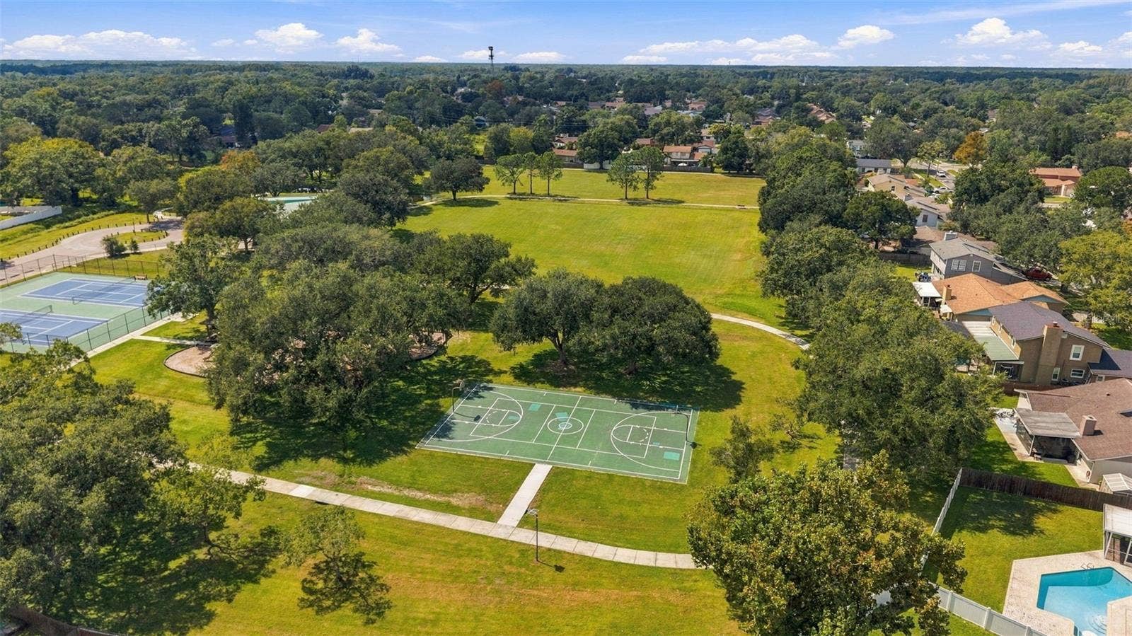 15801 COUNTRY LAKE DRIVE, Tampa, FL 33624 15801 COUNTRY LAKE DRIVE, Tampa, FL 33624