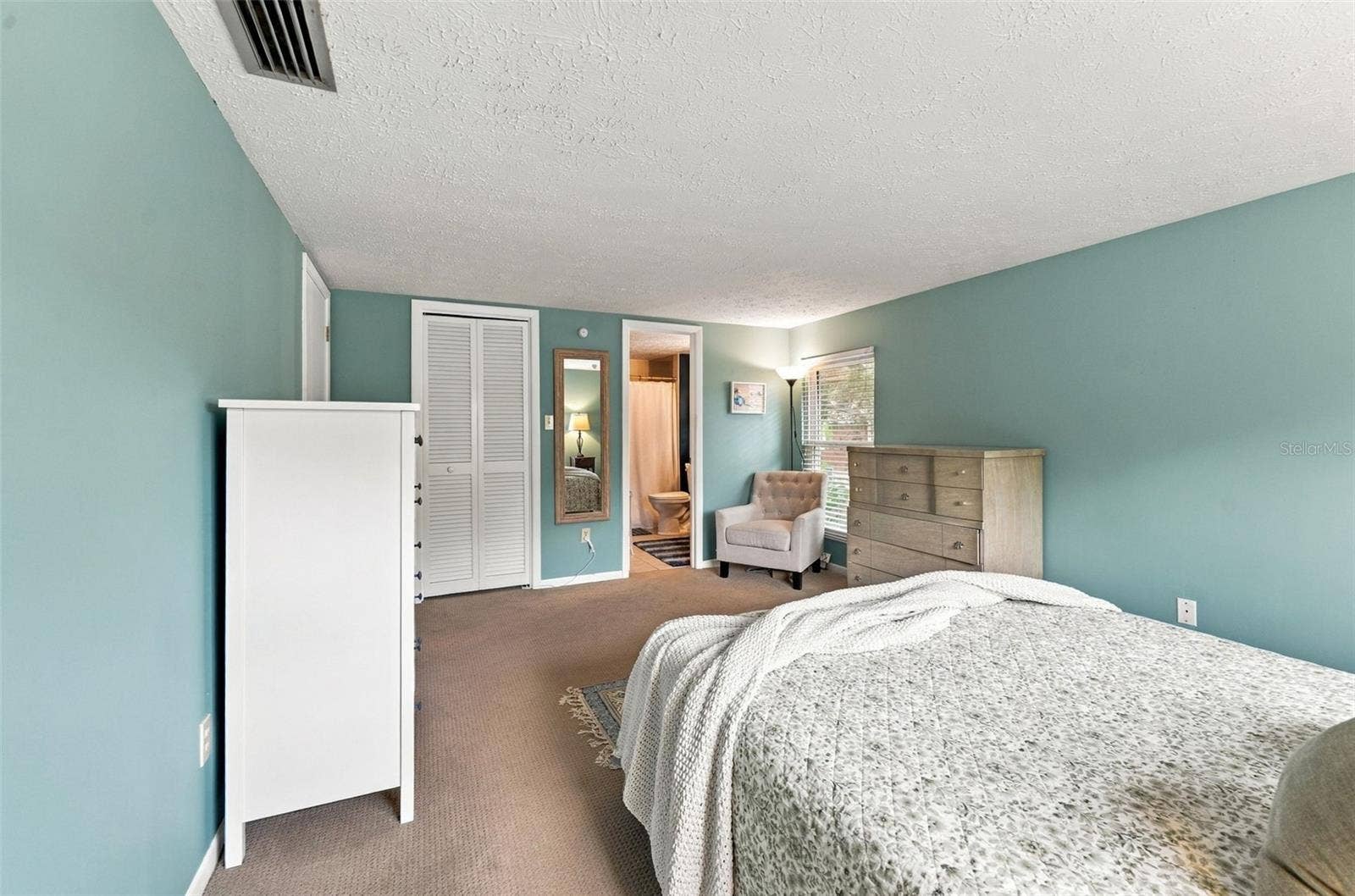 15801 COUNTRY LAKE DRIVE, Tampa, FL 33624 15801 COUNTRY LAKE DRIVE, Tampa, FL 33624