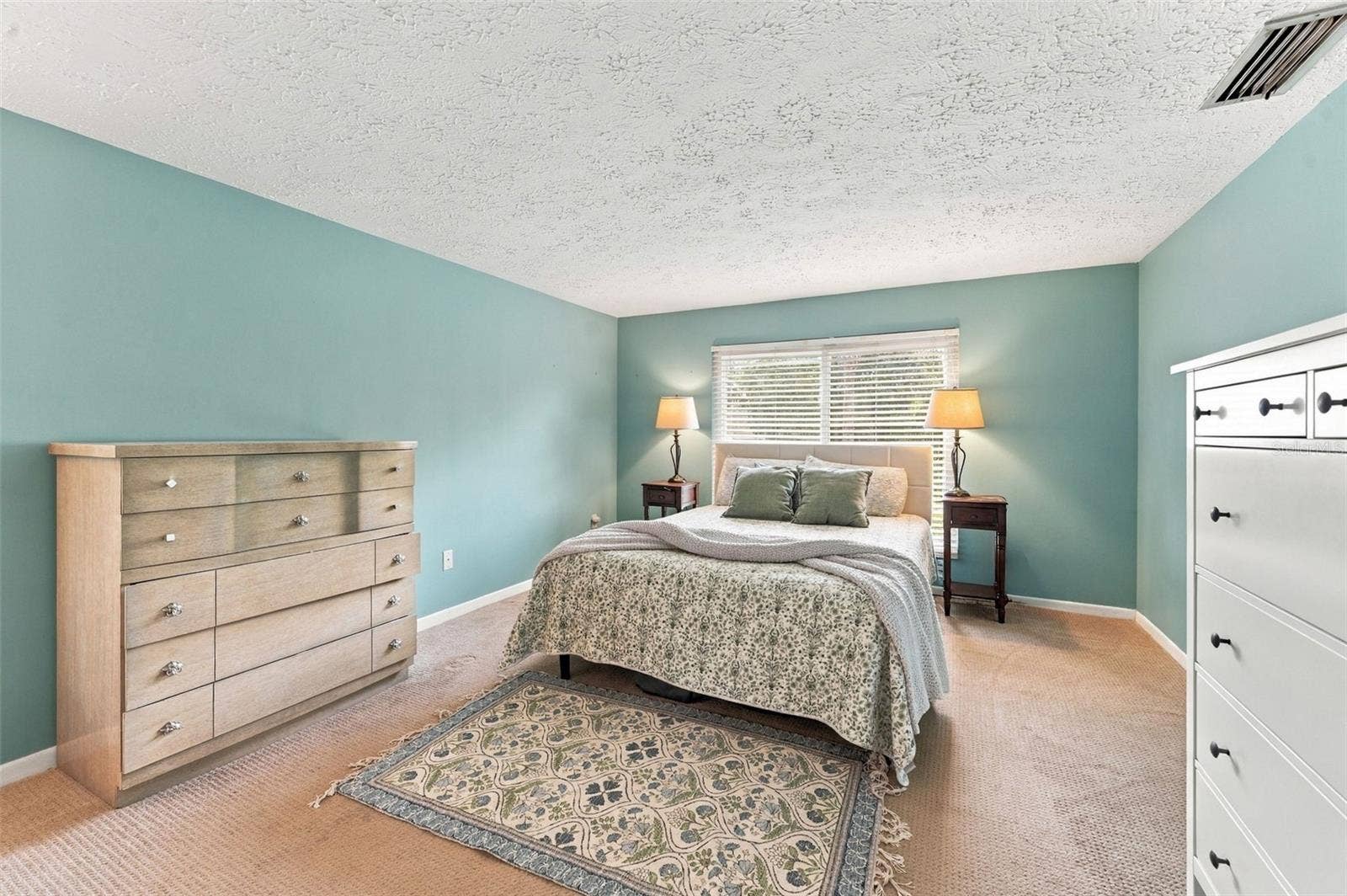 15801 COUNTRY LAKE DRIVE, Tampa, FL 33624 15801 COUNTRY LAKE DRIVE, Tampa, FL 33624