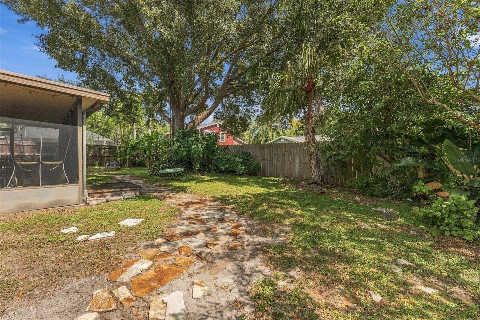 15801 COUNTRY LAKE DRIVE, Tampa, FL 33624 15801 COUNTRY LAKE DRIVE, Tampa, FL 33624
