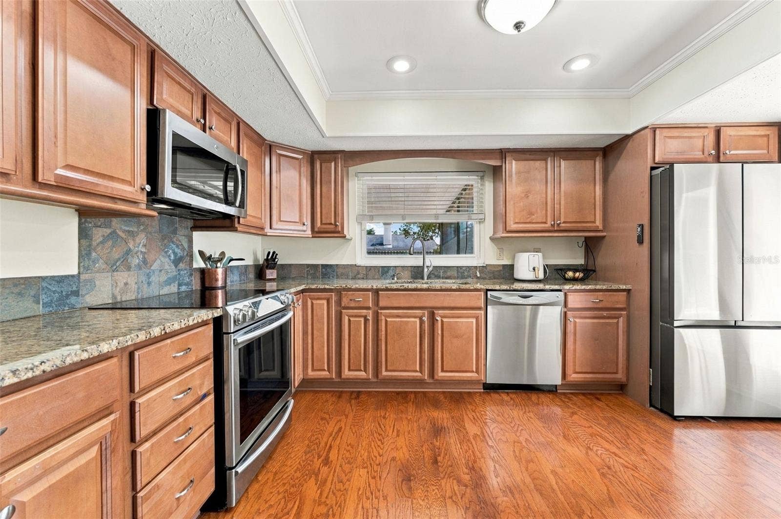 15801 COUNTRY LAKE DRIVE, Tampa, FL 33624 15801 COUNTRY LAKE DRIVE, Tampa, FL 33624