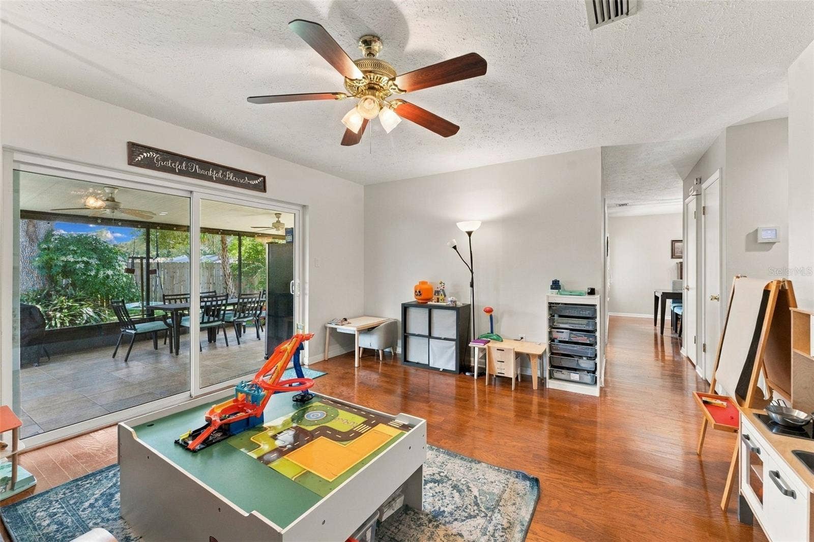 15801 COUNTRY LAKE DRIVE, Tampa, FL 33624 15801 COUNTRY LAKE DRIVE, Tampa, FL 33624