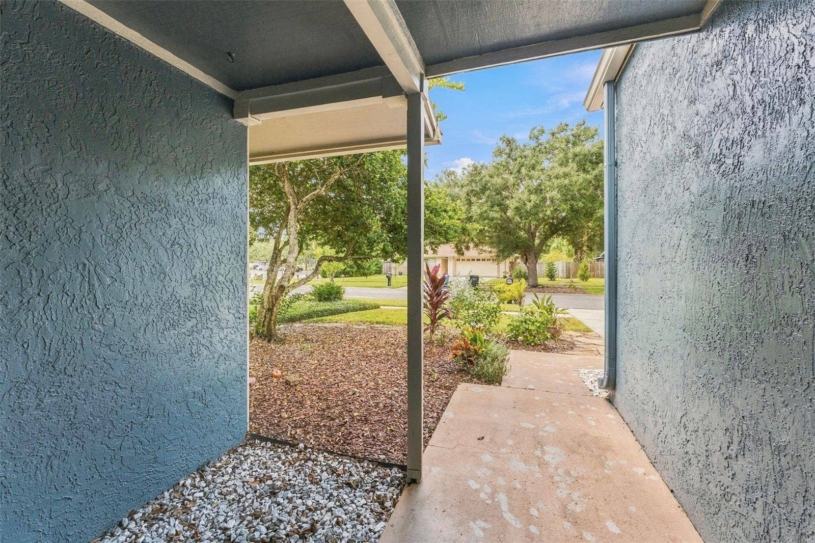 15801 COUNTRY LAKE DRIVE, Tampa, FL 33624 15801 COUNTRY LAKE DRIVE, Tampa, FL 33624