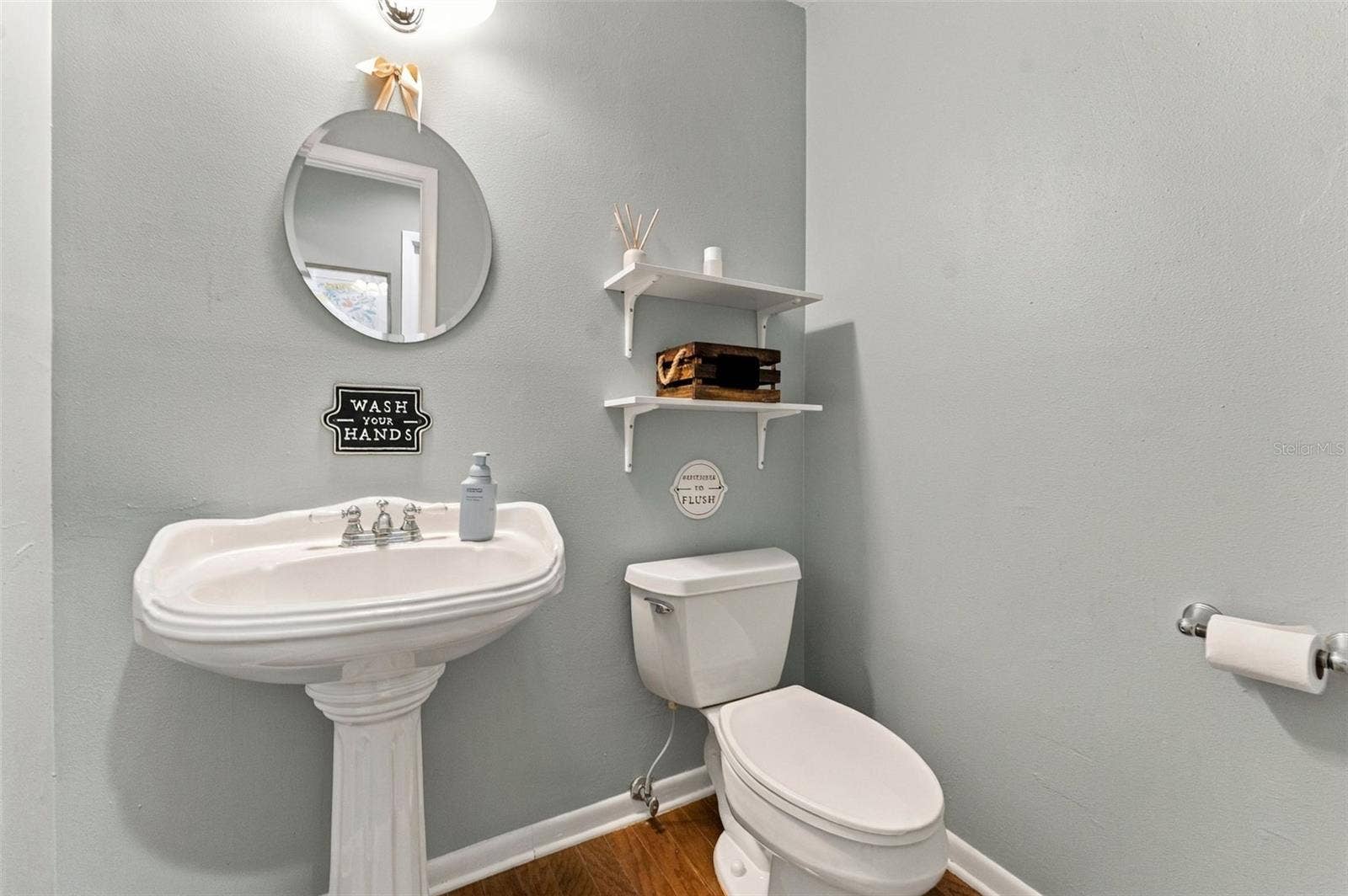 15801 COUNTRY LAKE DRIVE, Tampa, FL 33624 15801 COUNTRY LAKE DRIVE, Tampa, FL 33624