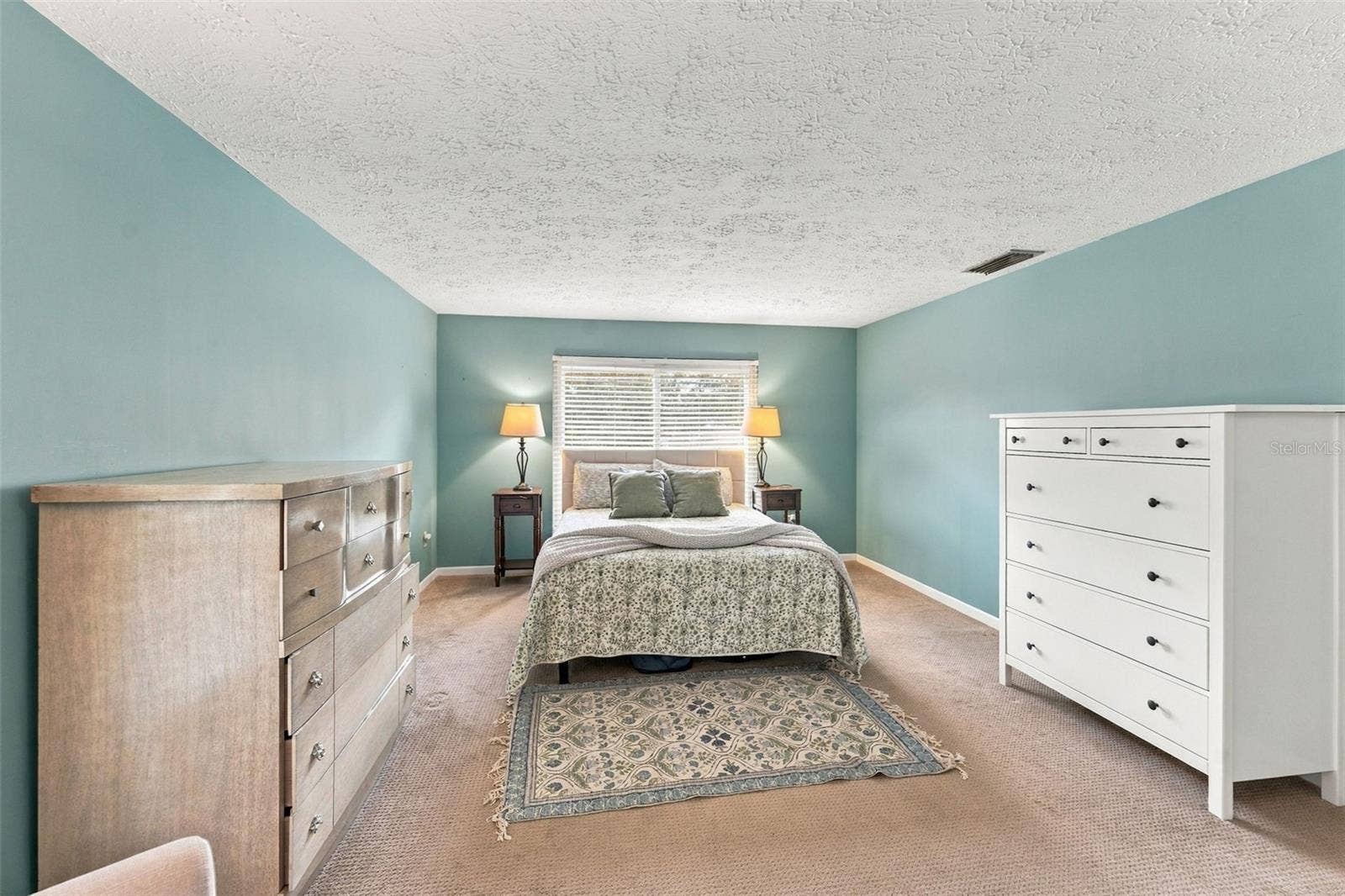 15801 COUNTRY LAKE DRIVE, Tampa, FL 33624 15801 COUNTRY LAKE DRIVE, Tampa, FL 33624
