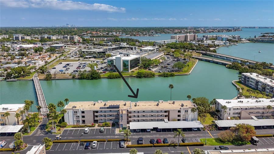 Property photo for 7425 BAY ISLAND DRIVE S, #105, South Pasadena, FL