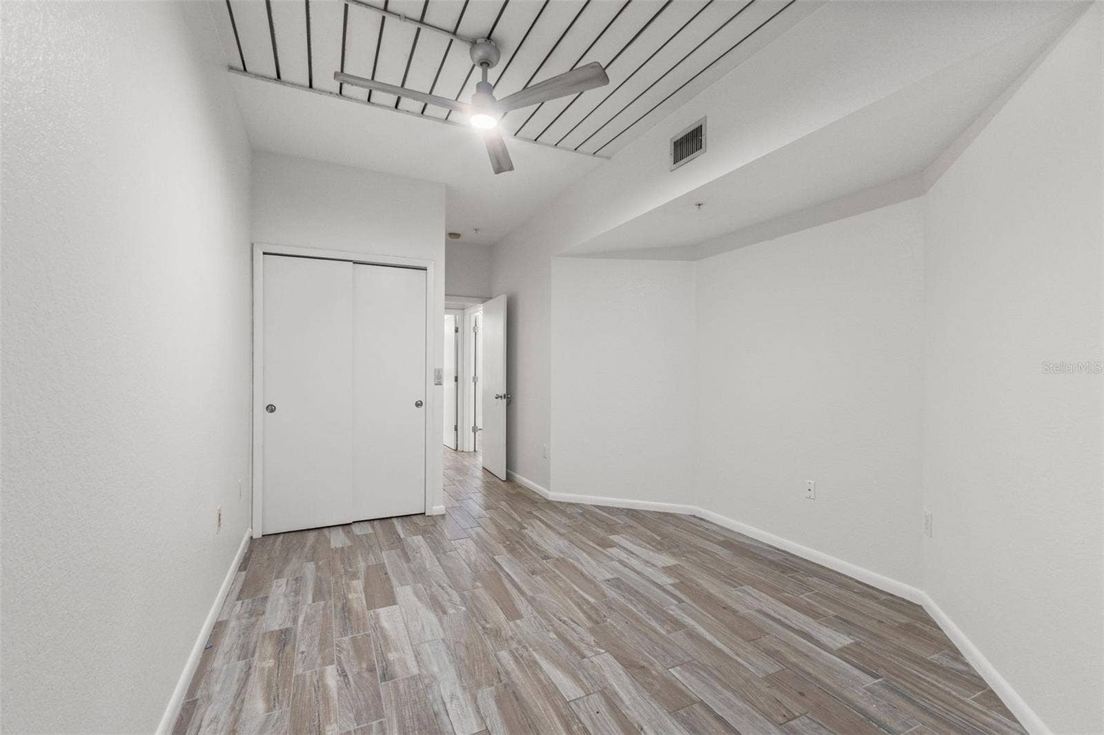 2411 W HORATIO STREET, #519, Tampa, FL 33609