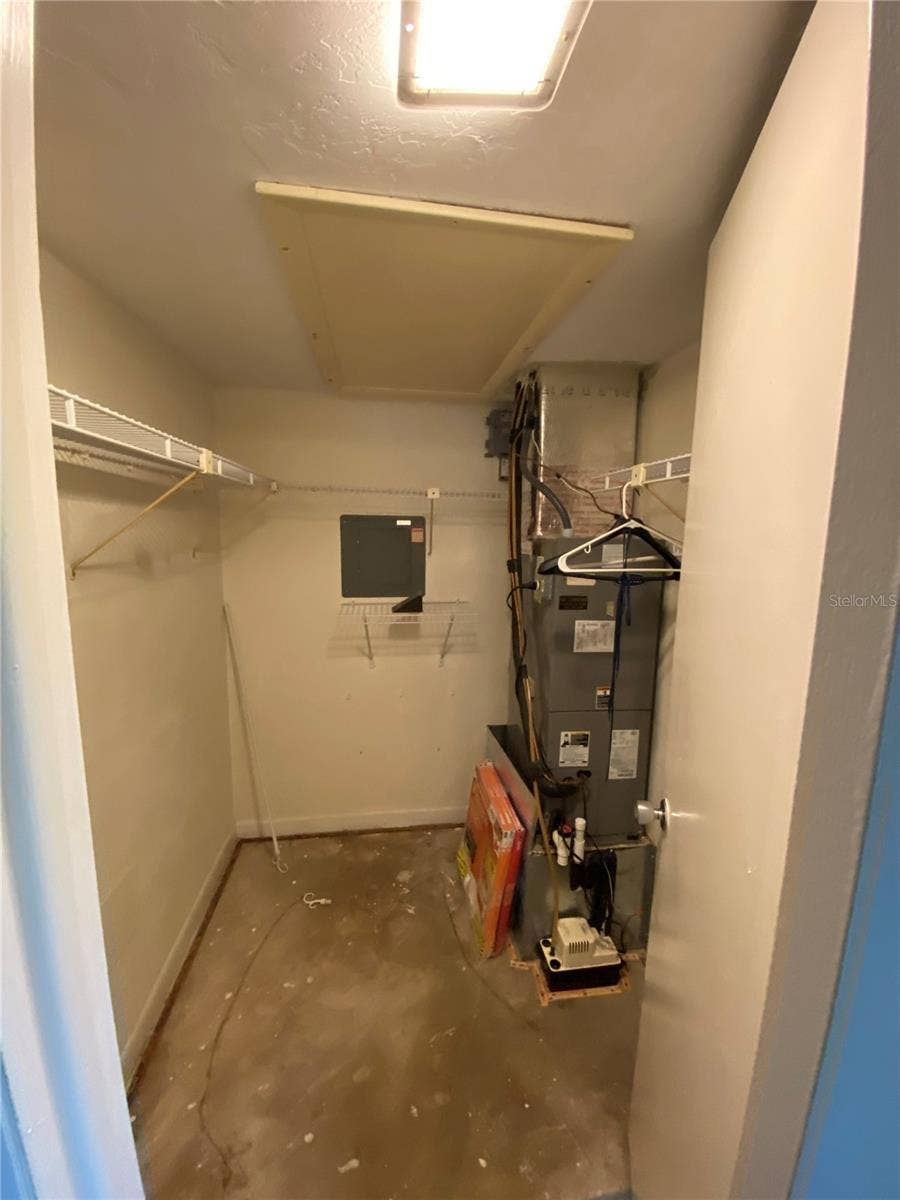 8402 111TH STREET, #106, Seminole, FL 33772 Walk In Closet