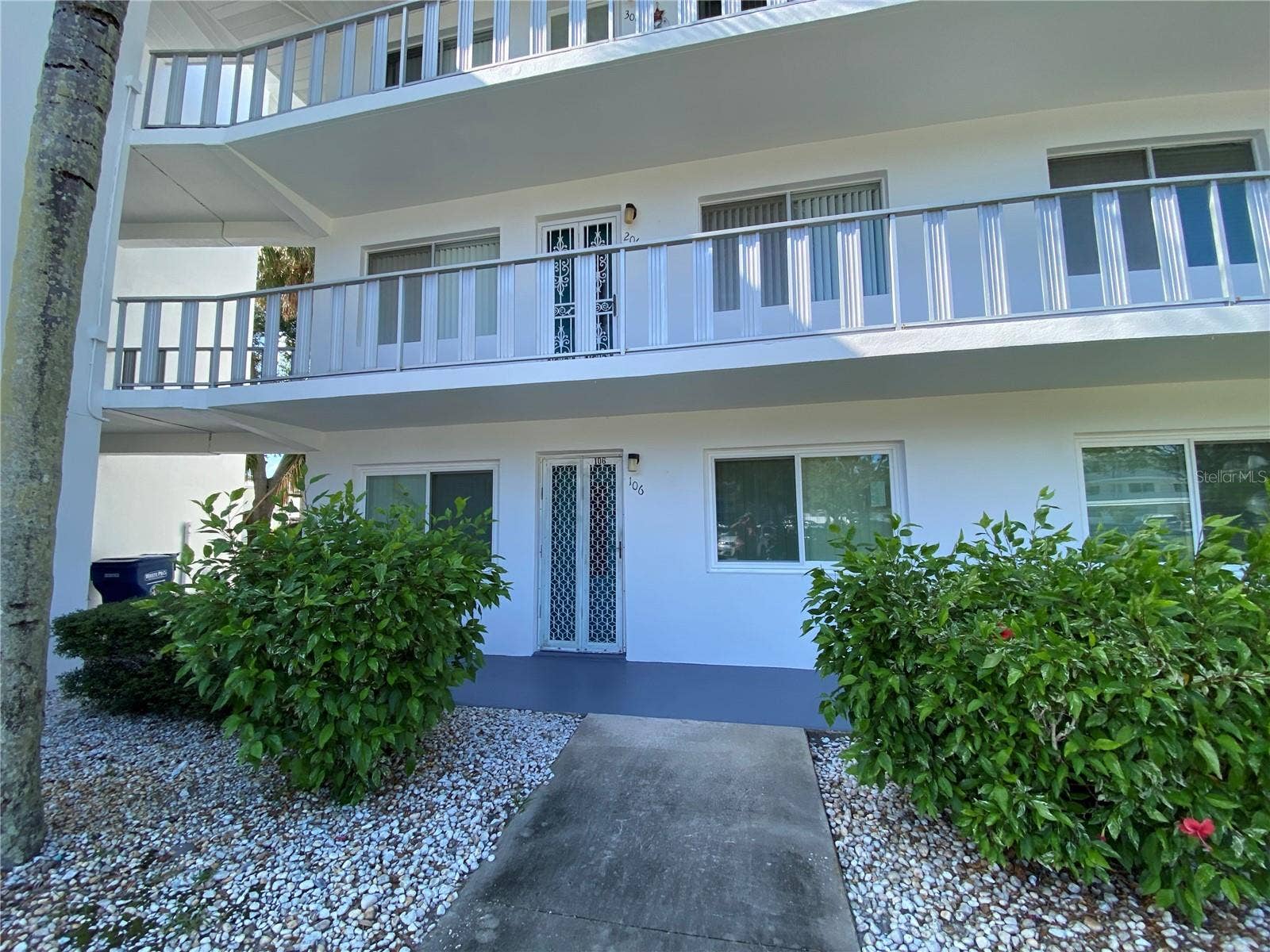 8402 111TH STREET, #106, Seminole, FL 33772 Front Entrance