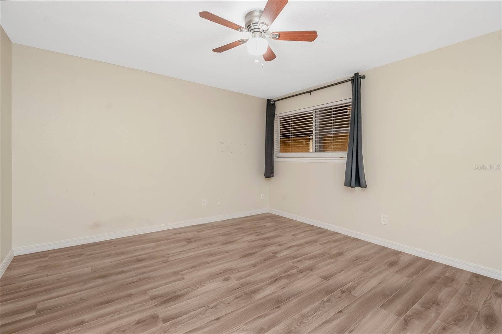 6308 NEWTOWN CIRCLE, #8C1, Tampa, FL 33615 6308 NEWTOWN CIRCLE, #8C1, Tampa, FL 33615