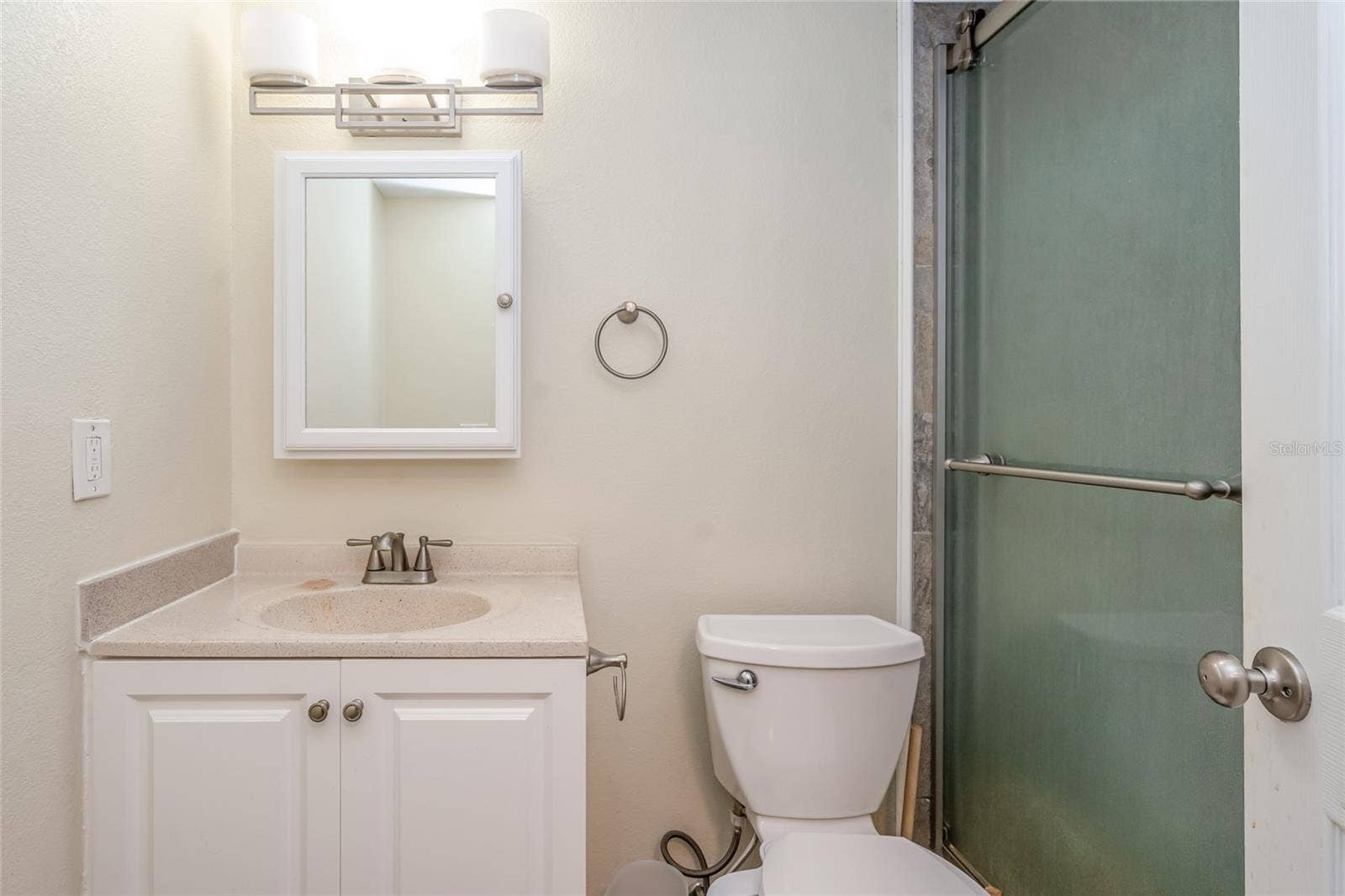 6308 NEWTOWN CIRCLE, #8C1, Tampa, FL 33615 6308 NEWTOWN CIRCLE, #8C1, Tampa, FL 33615