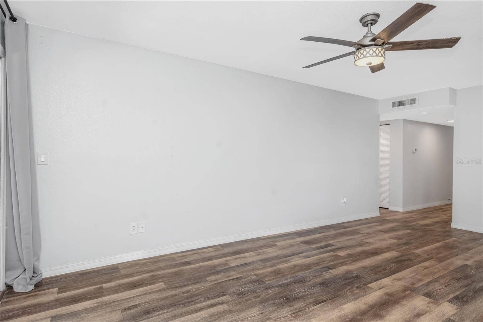 6308 NEWTOWN CIRCLE, #8C1, Tampa, FL 33615 6308 NEWTOWN CIRCLE, #8C1, Tampa, FL 33615