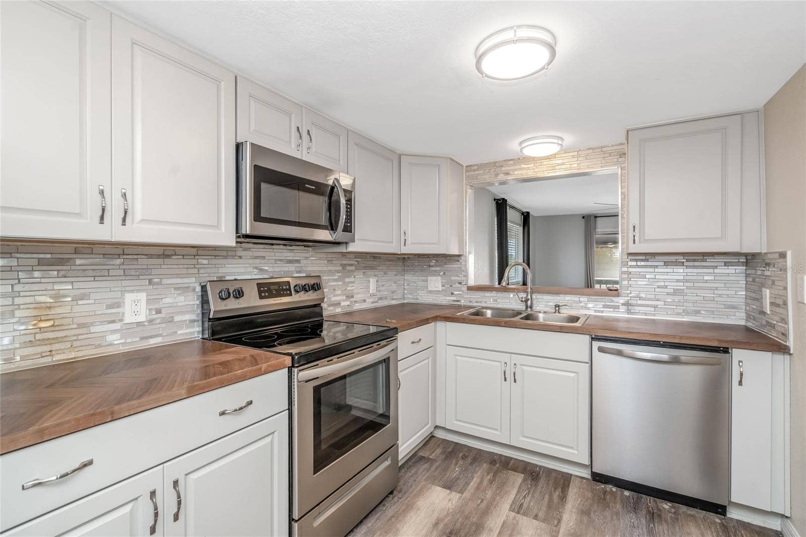 6308 NEWTOWN CIRCLE, #8C1, Tampa, FL 33615 6308 NEWTOWN CIRCLE, #8C1, Tampa, FL 33615