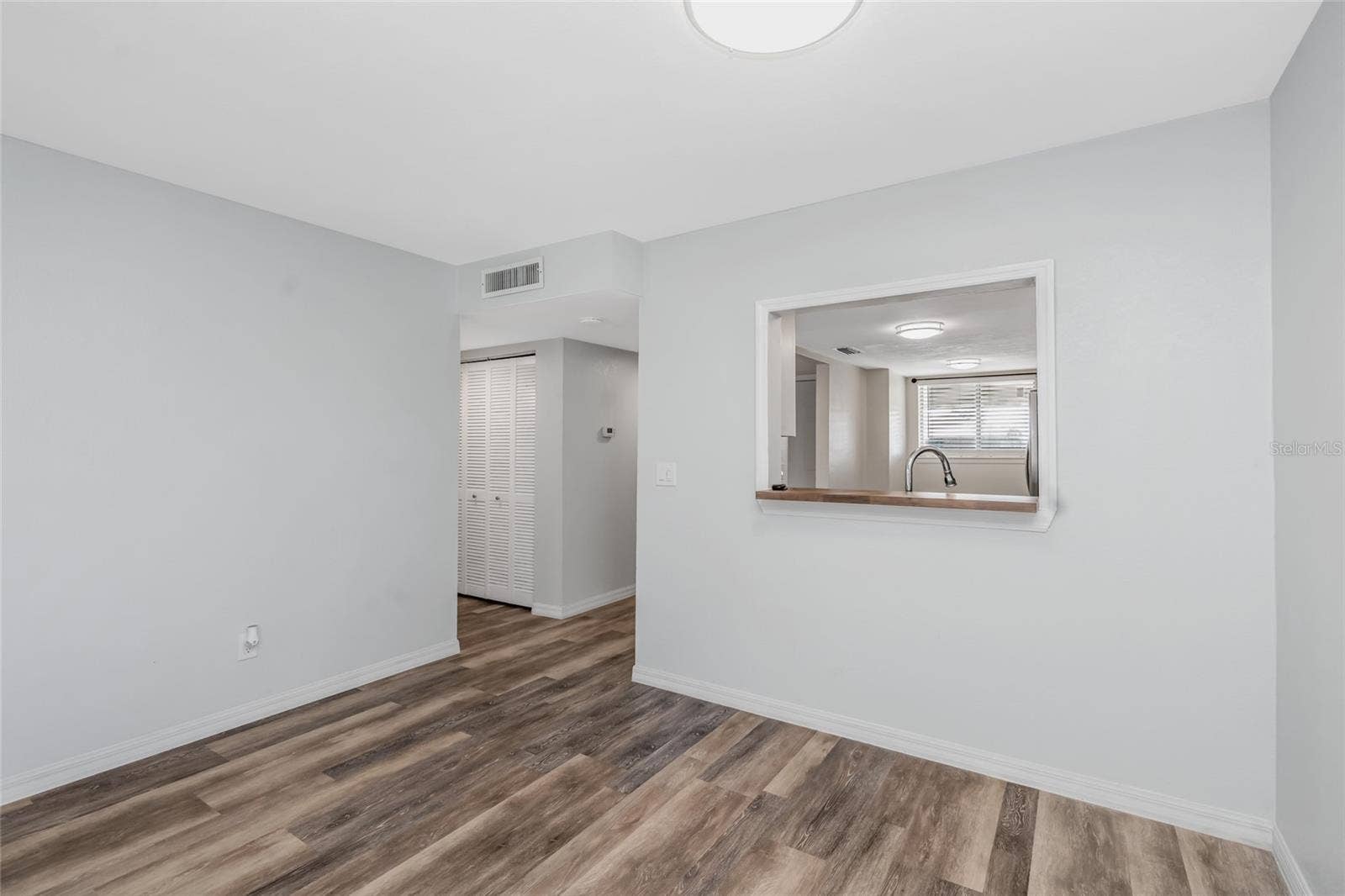 6308 NEWTOWN CIRCLE, #8C1, Tampa, FL 33615 6308 NEWTOWN CIRCLE, #8C1, Tampa, FL 33615