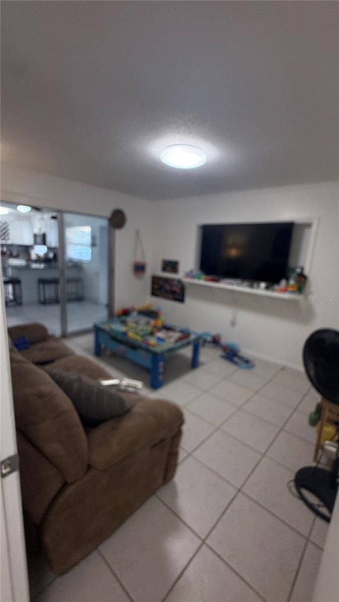 1607 WRIGHT DRIVE, Lakeland, FL 33805 1607 WRIGHT DRIVE, Lakeland, FL 33805