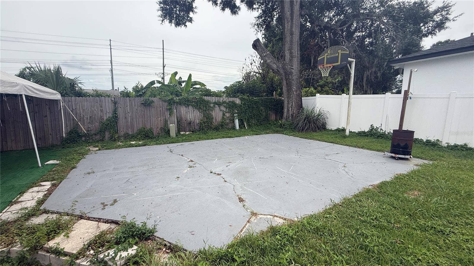 1607 WRIGHT DRIVE, Lakeland, FL 33805 1607 WRIGHT DRIVE, Lakeland, FL 33805