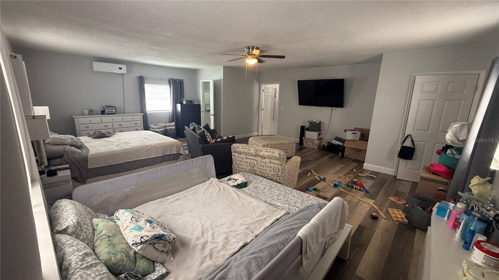 1607 WRIGHT DRIVE, Lakeland, FL 33805 1607 WRIGHT DRIVE, Lakeland, FL 33805