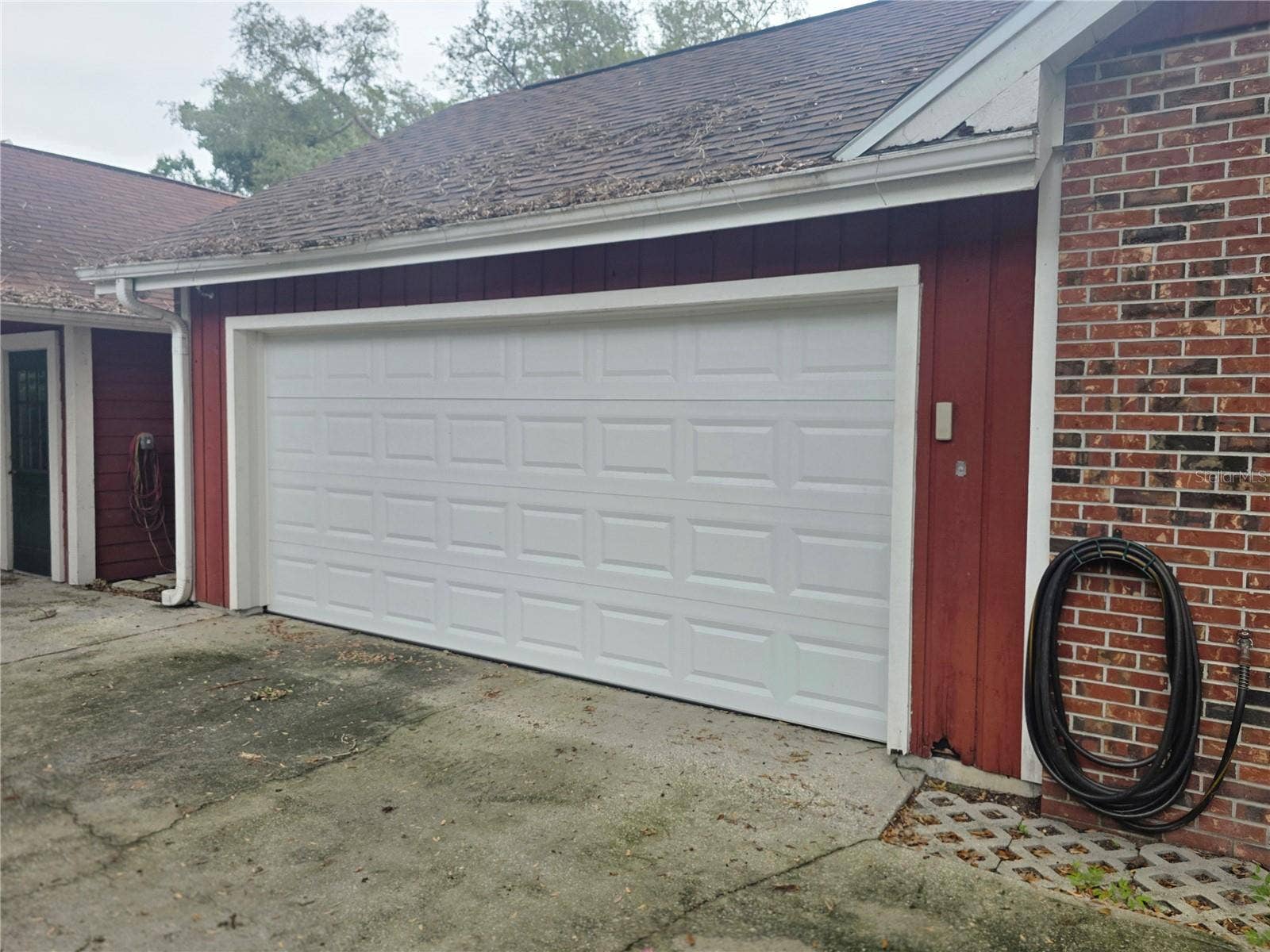2219 SHADEHILL COURT, Tampa, FL 33612 2219 SHADEHILL COURT, Tampa, FL 33612