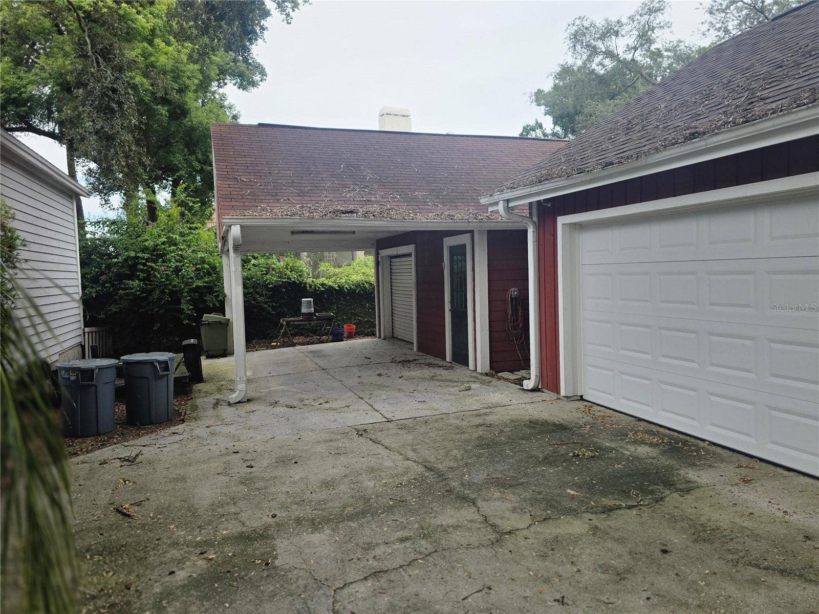 2219 SHADEHILL COURT, Tampa, FL 33612 2219 SHADEHILL COURT, Tampa, FL 33612