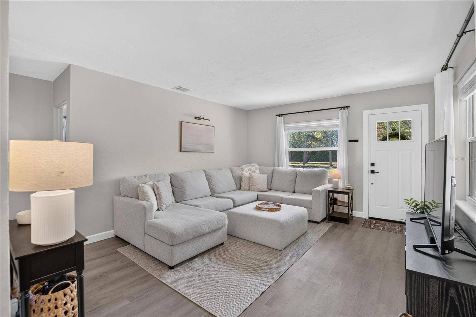835 54TH AVENUE N, St Petersburg, FL 33703