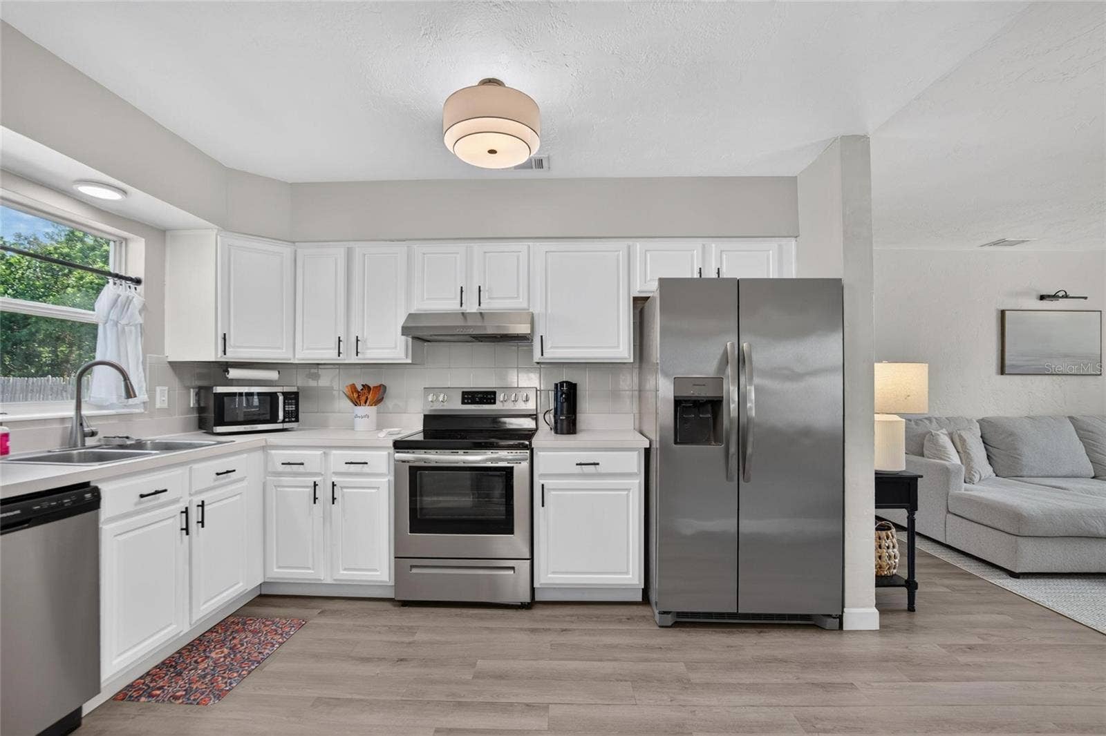 835 54TH AVENUE N, St Petersburg, FL 33703