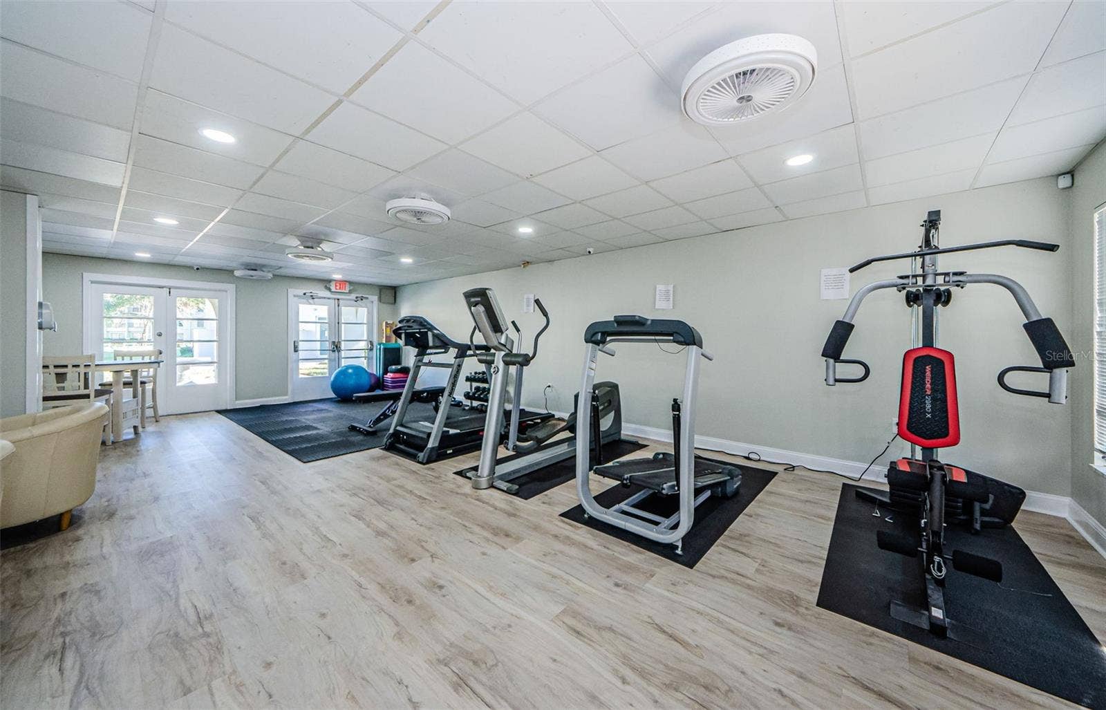 2700 BAYSHORE BOULEVARD, #525, Dunedin, FL 34698 2700 BAYSHORE BOULEVARD, #525, Dunedin, FL 34698