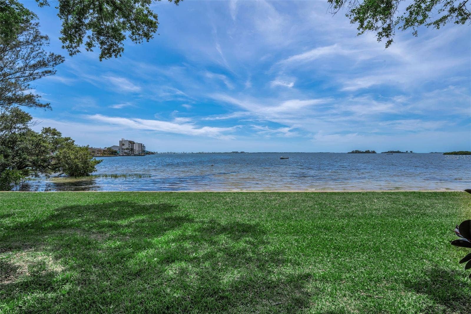 2700 BAYSHORE BOULEVARD, #525, Dunedin, FL 34698 2700 BAYSHORE BOULEVARD, #525, Dunedin, FL 34698