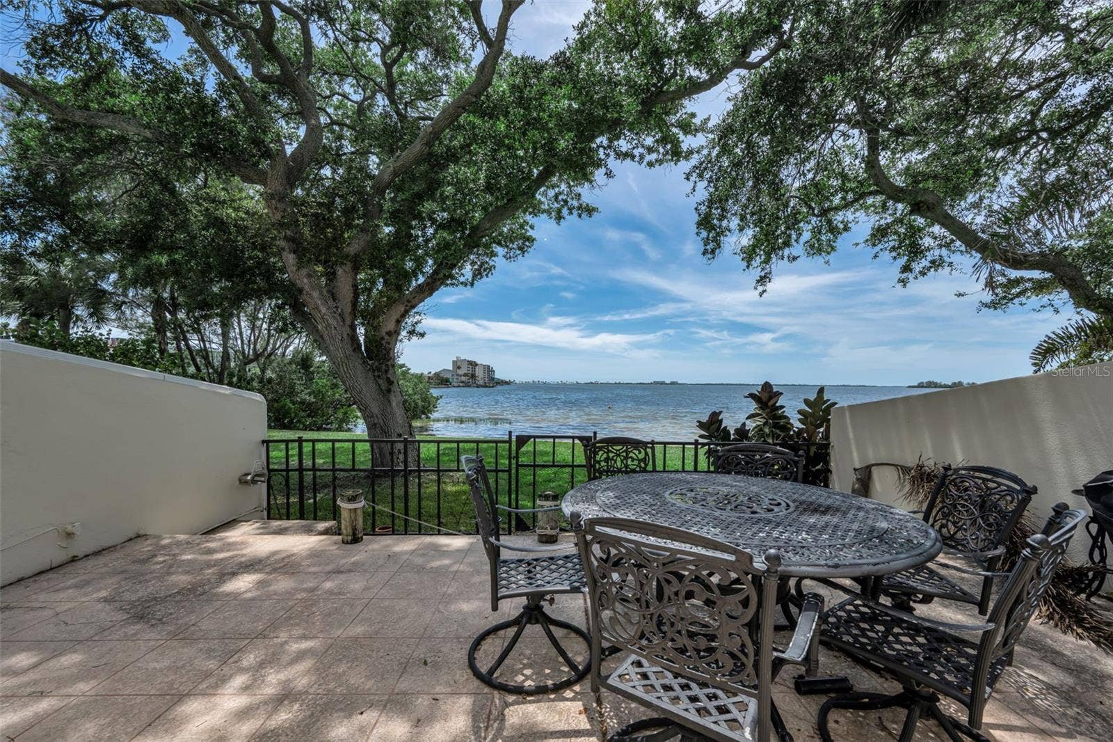 2700 BAYSHORE BOULEVARD, #525, Dunedin, FL 34698 2700 BAYSHORE BOULEVARD, #525, Dunedin, FL 34698