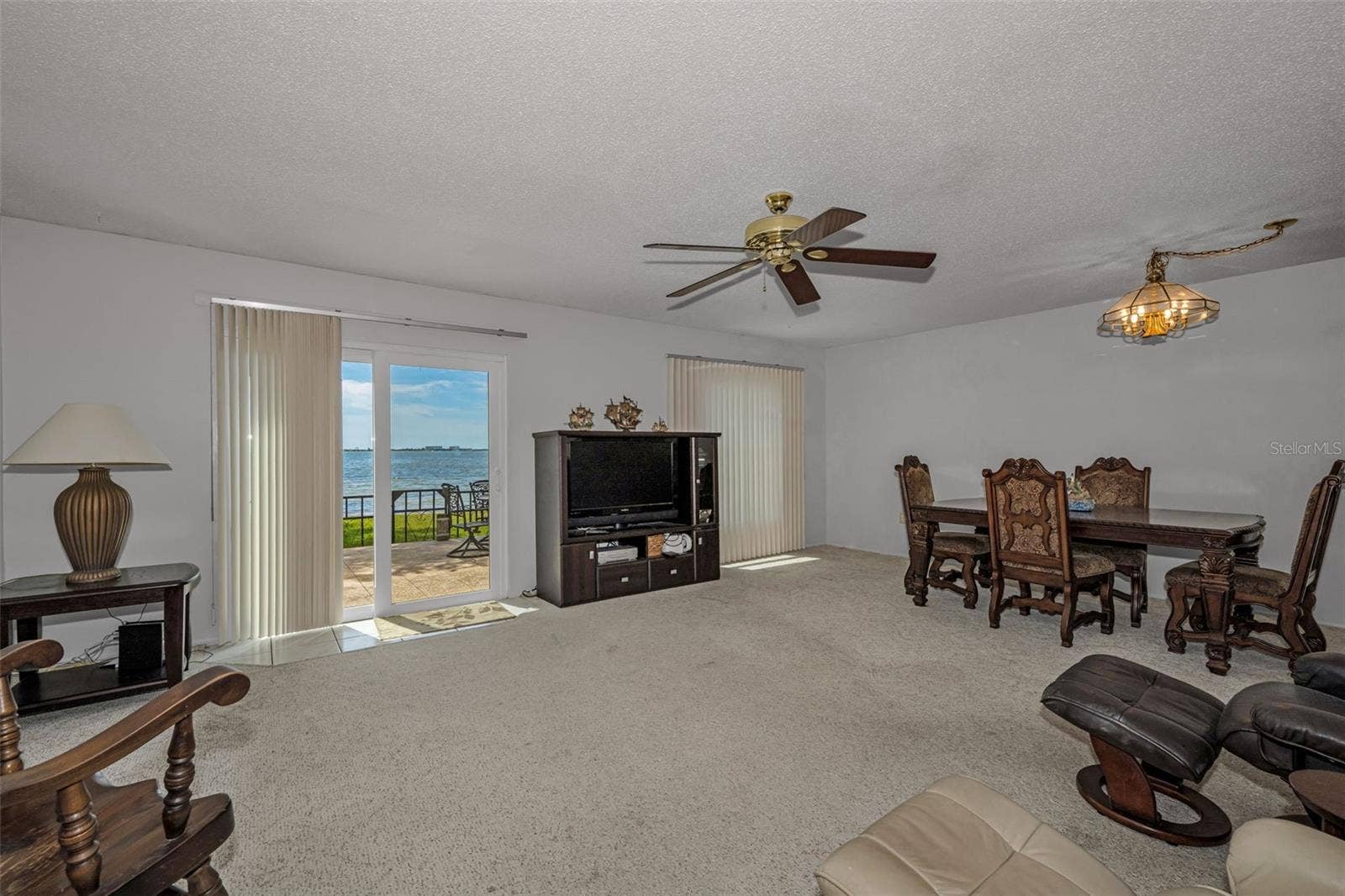 2700 BAYSHORE BOULEVARD, #525, Dunedin, FL 34698 2700 BAYSHORE BOULEVARD, #525, Dunedin, FL 34698