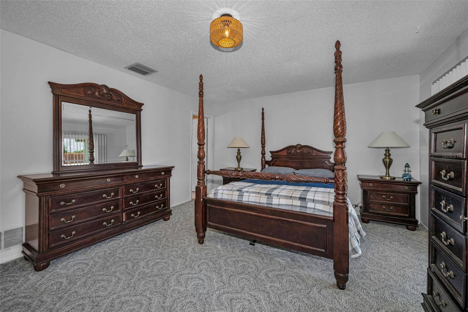 2700 BAYSHORE BOULEVARD, #525, Dunedin, FL 34698 2700 BAYSHORE BOULEVARD, #525, Dunedin, FL 34698