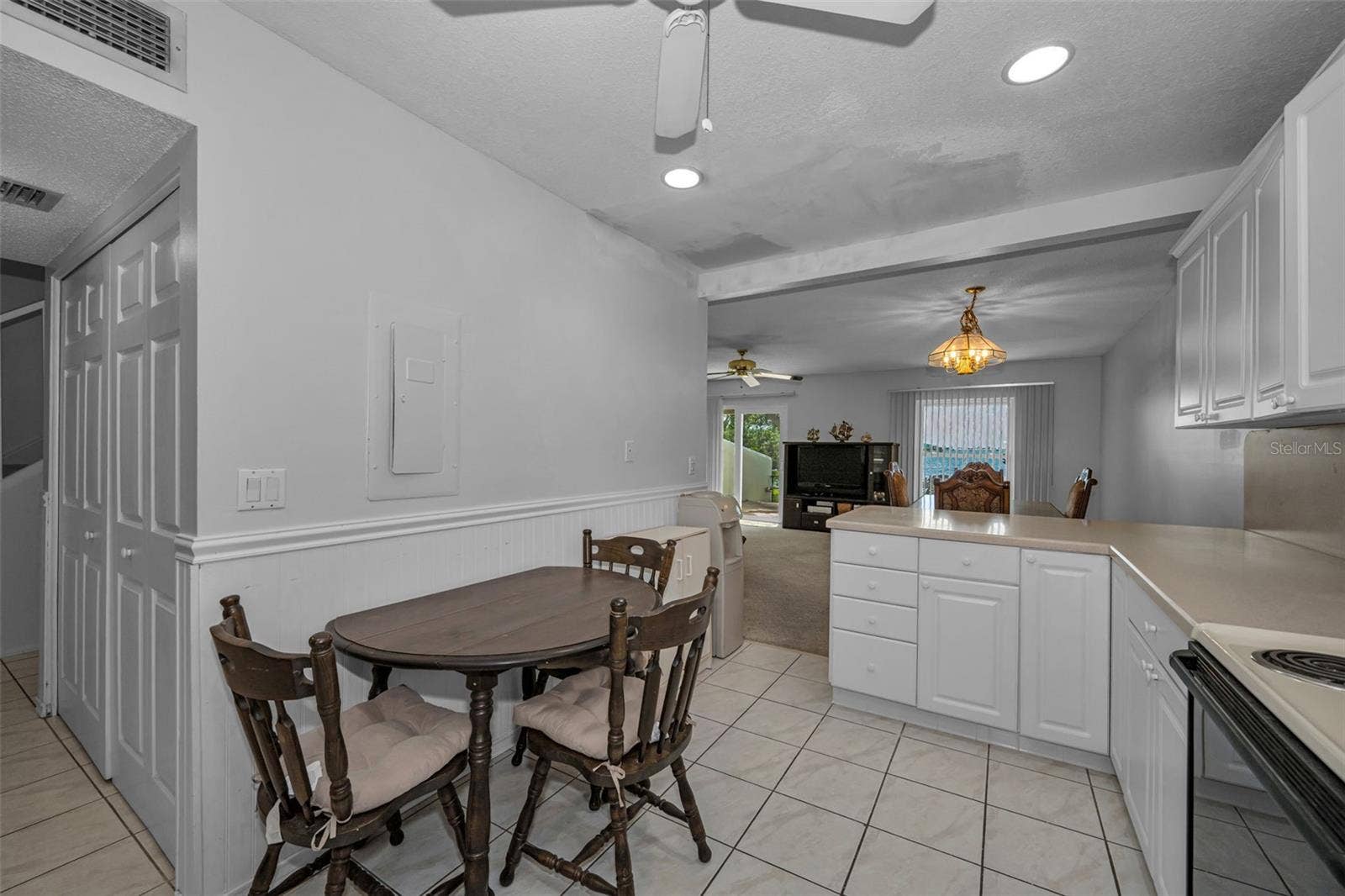 2700 BAYSHORE BOULEVARD, #525, Dunedin, FL 34698 2700 BAYSHORE BOULEVARD, #525, Dunedin, FL 34698