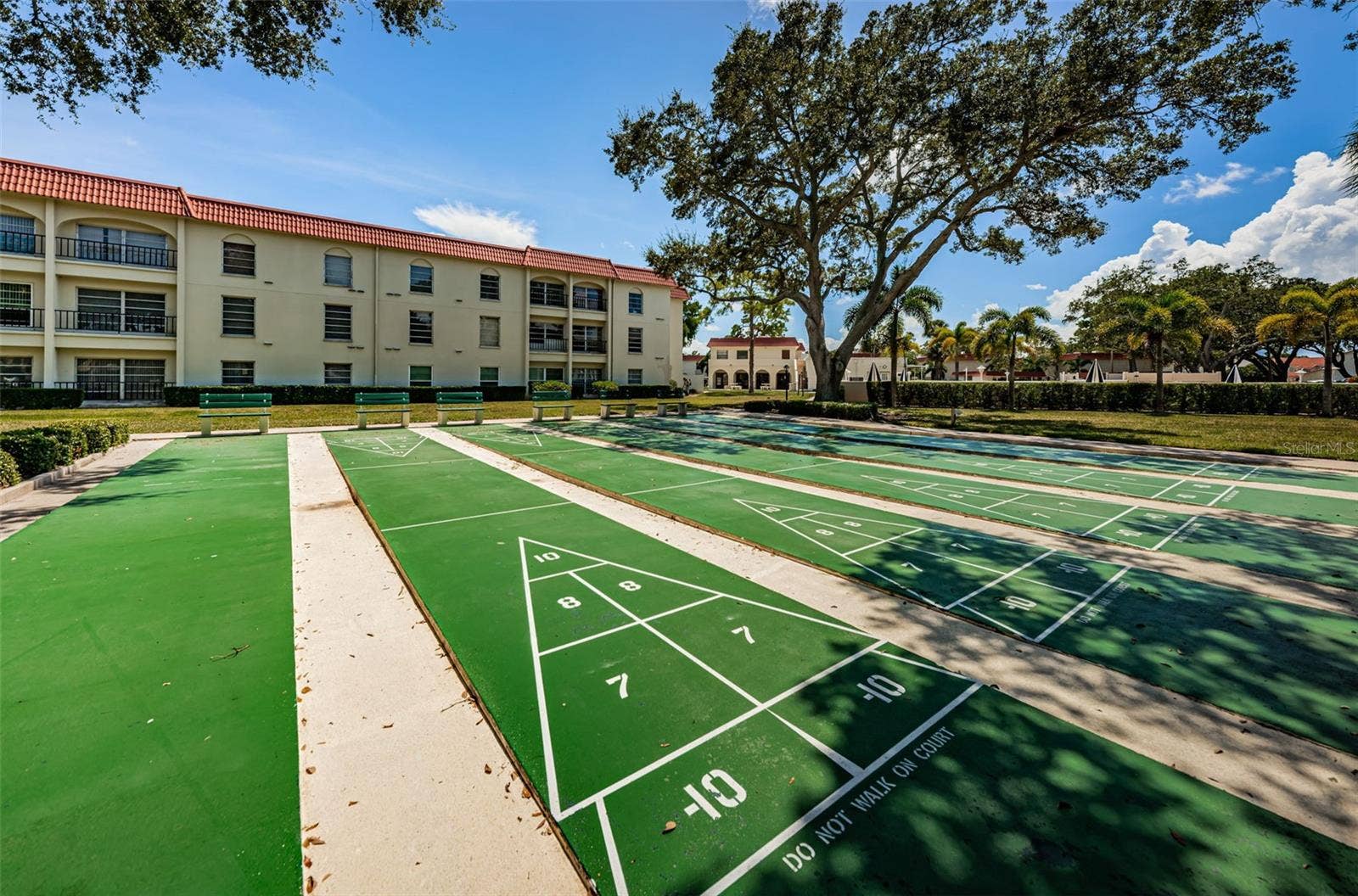 2700 BAYSHORE BOULEVARD, #525, Dunedin, FL 34698 2700 BAYSHORE BOULEVARD, #525, Dunedin, FL 34698