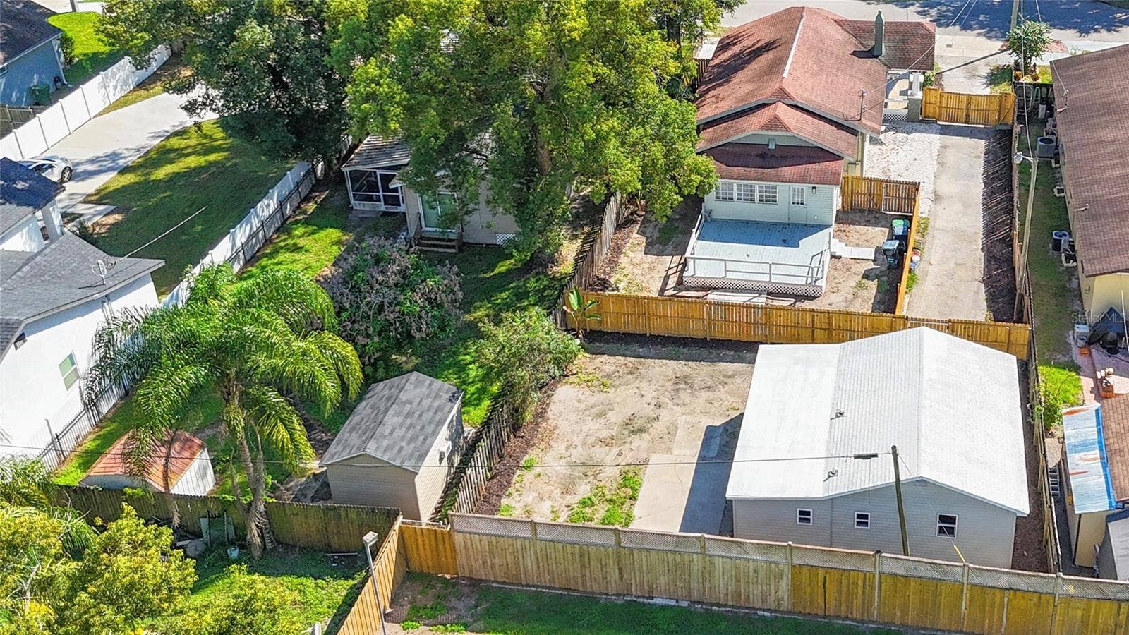 910 E NORTH BAY STREET, Tampa, FL 33603