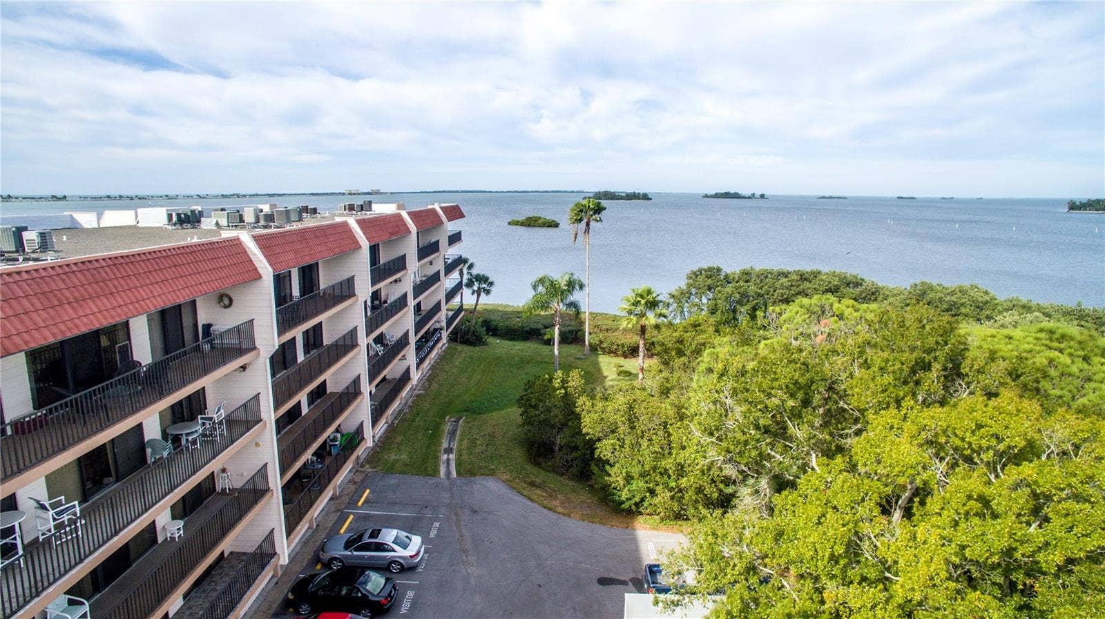 2700 BAYSHORE BOULEVARD, #11-105, Dunedin, FL 34698 2700 BAYSHORE BOULEVARD, #11-105, Dunedin, FL 34698
