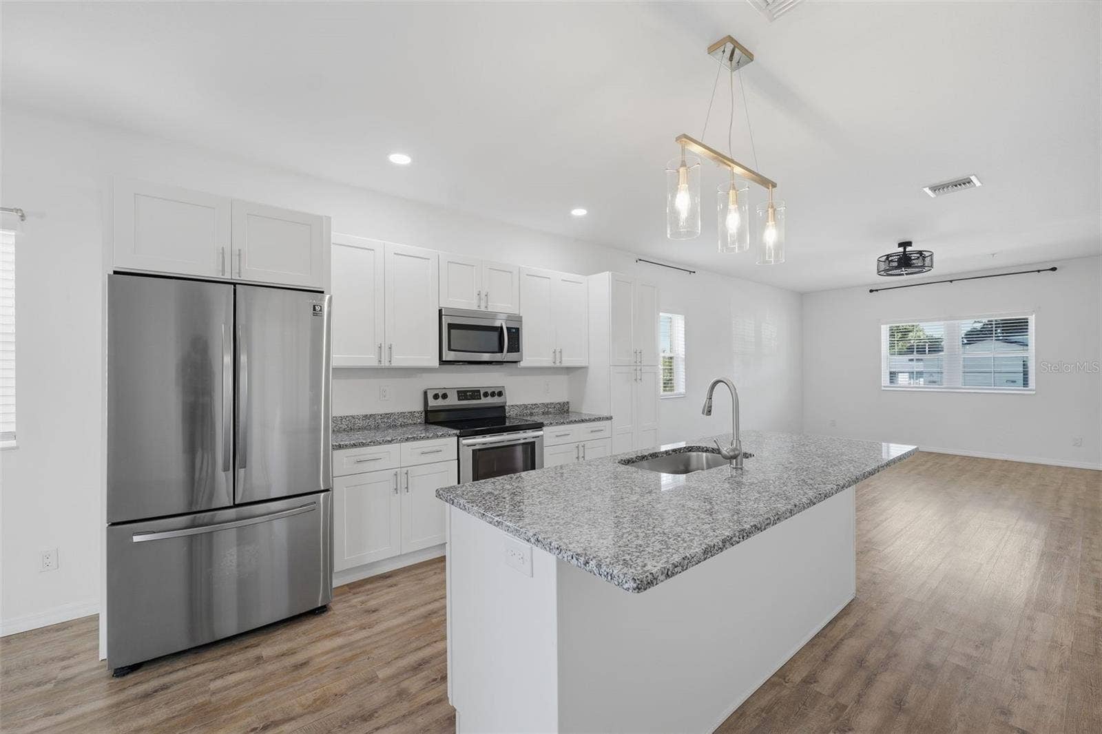 1264 PIERCE STREET, Clearwater, FL 33756 1264 PIERCE STREET, Clearwater, FL 33756