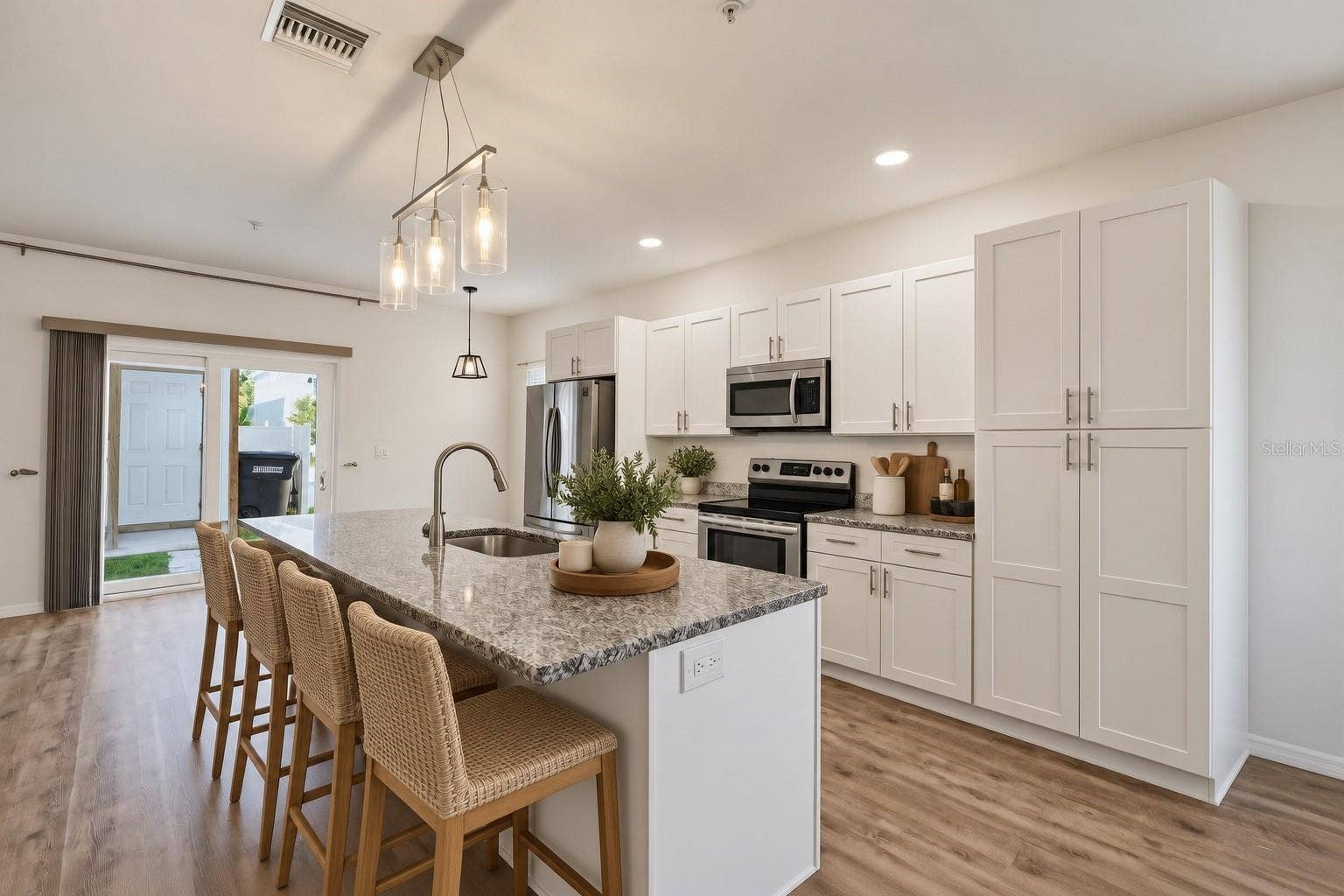 1264 PIERCE STREET, Clearwater, FL 33756 1264 PIERCE STREET, Clearwater, FL 33756