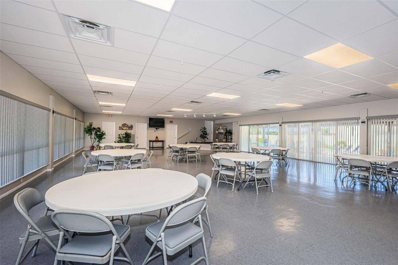 1100 E BAY DRIVE, #68, Largo, FL 33770
