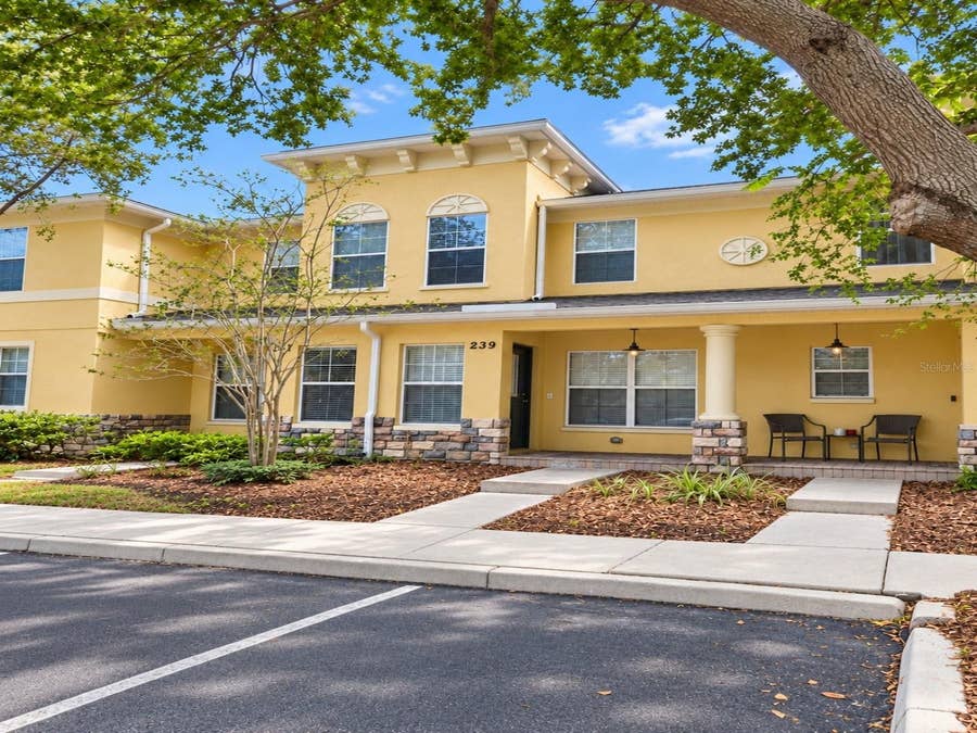 Property photo for 239 CASTLEKEEPER PL, Valrico, FL