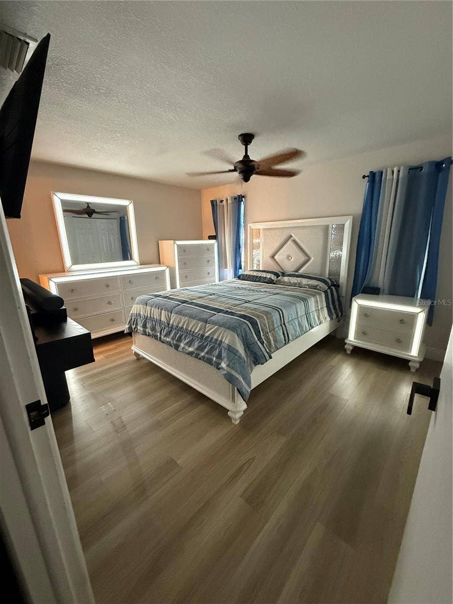 12418 QUEENSLAND LANE, Tampa, FL 33625 12418 QUEENSLAND LANE, Tampa, FL 33625