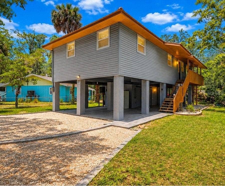 8180 ANCHOR POINT DRIVE, Weeki Wachee, FL 34607 8180 ANCHOR POINT DRIVE, Weeki Wachee, FL 34607